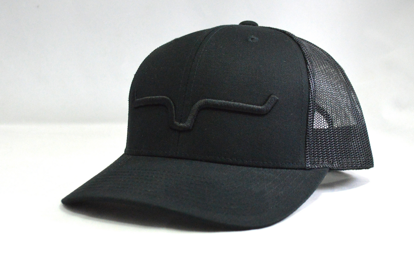 weekly-trucker-black-black-cap-unisex-2.png