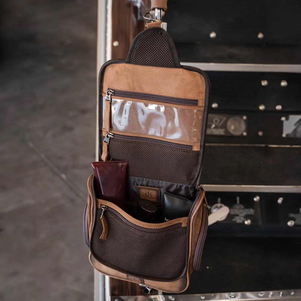 STS34533-foreman-additions-hanging-shave-kit-lifestyle-2_1000x 2.jpg