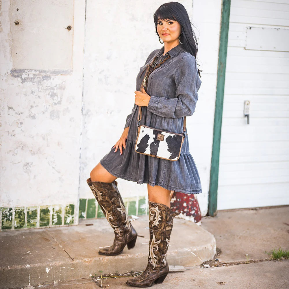 STS30454-cowhide-claire-crossbody-lifestyle_1000x 2.jpg